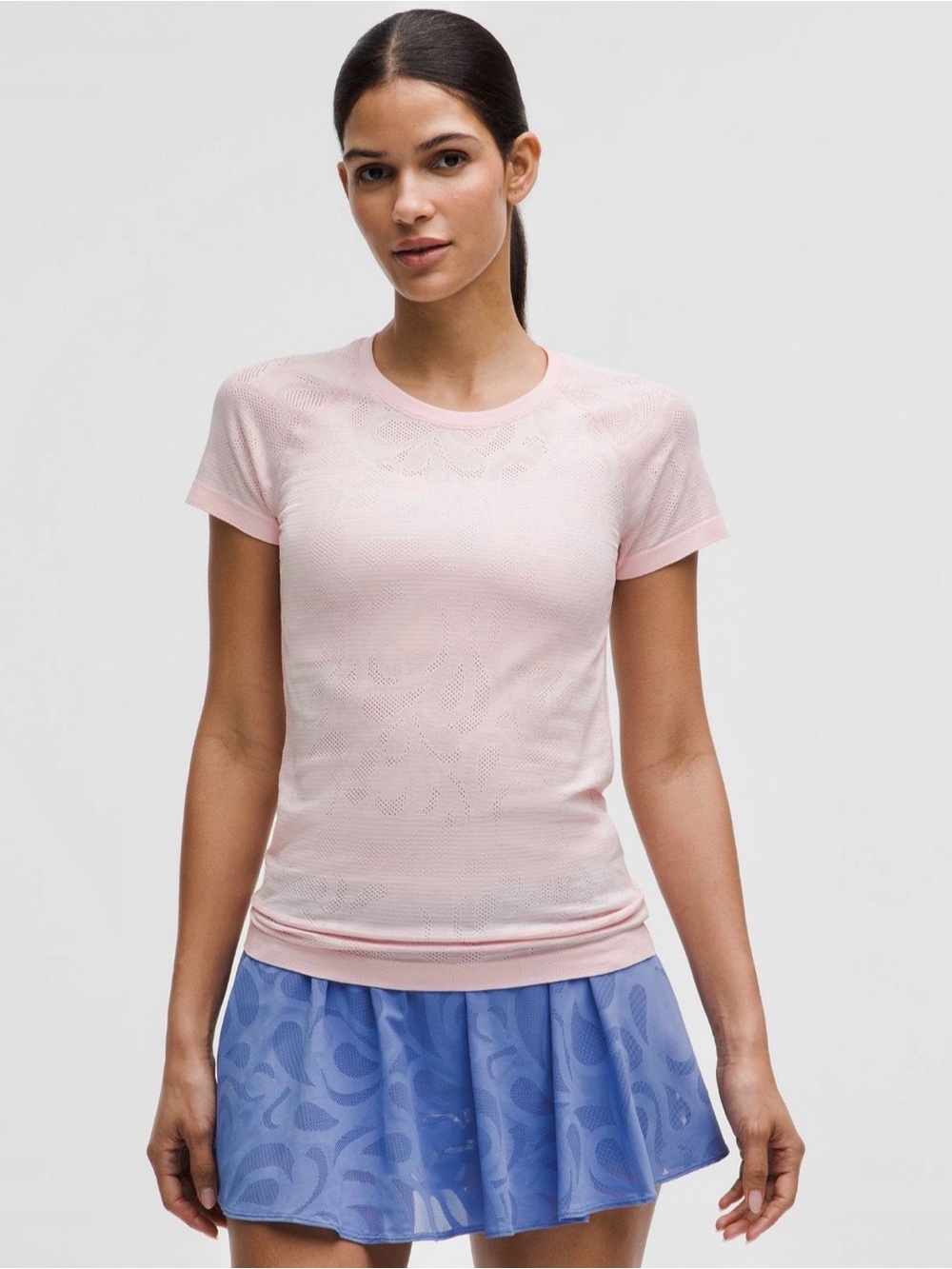 Lululemon Swiftly Tech Short-Sleeve Shirt 2.0 Paisley Pink Pearl Sz 4 Hip Length